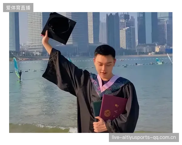 马龙转身进校园：从“校园小达人”到“未来科技领袖”的转型之旅